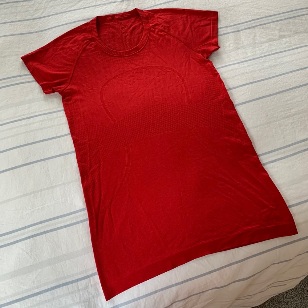 Lululemon Swiftly Tech Tee, 10, LIKE-NEW!